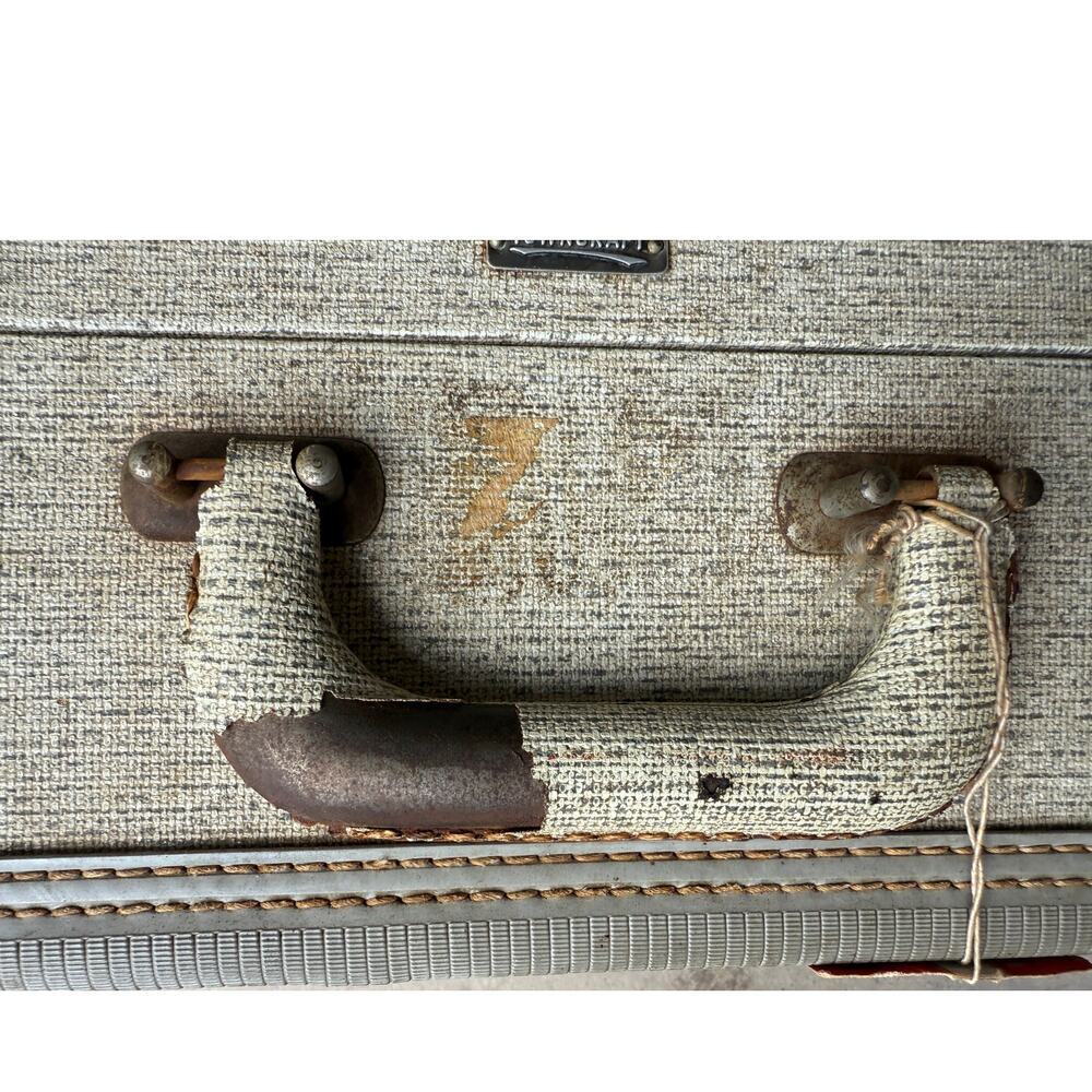 Mid-Century Towncraft‎ Luggage Hard-Sided Suitcase Gray Tweed Metal Latches 1950 - Picture 8 of 11